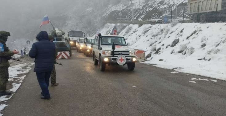 “Qızıl Xaç“ın 6 maşını Xankəndidən Ermənistana getdi   