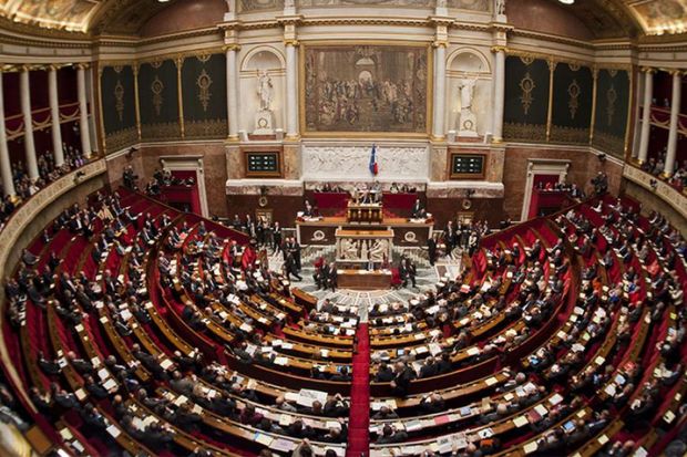 Fransada parlament seçkilərinin ikinci turu keçirilir   