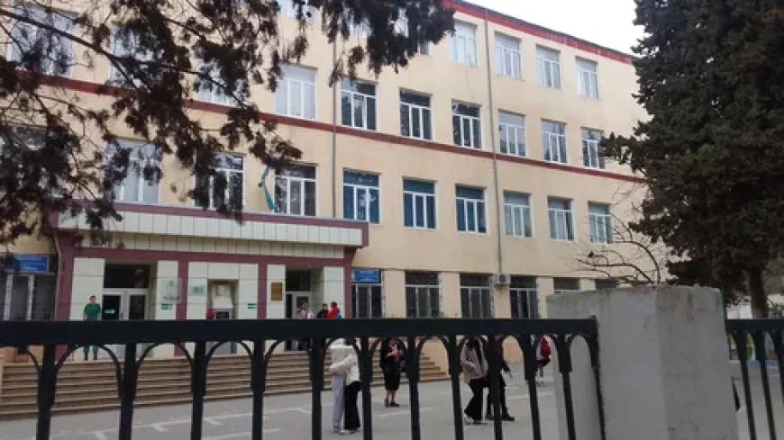 Bakıda şagird məktəbdə özünə xəsarət yetirdi