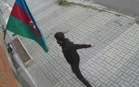 Bayrağa hörmətsizlik etdi, polis hərəkətə keçdi -