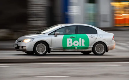"Bolt" taksi sürücüsündən TƏHLÜKƏLİ HƏRƏKƏTLƏR -