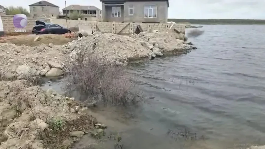 Azərbaycanda göl daşdı –