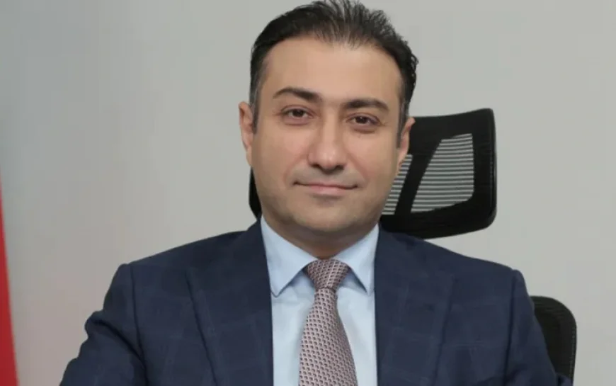 Anar Bayramov keçmiş köməkçisinə -