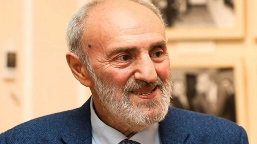 Akif İslamzadənin ürəyinə stent qoyulub