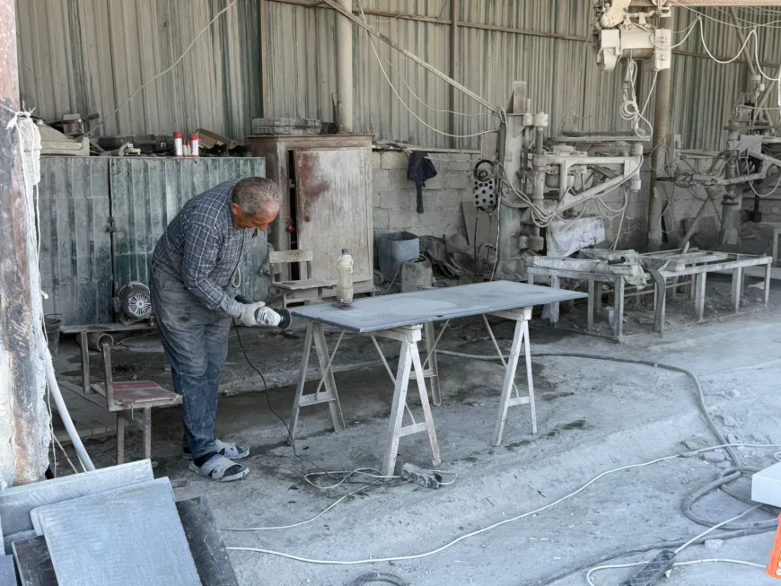 Bahalı adı ilə ucuz və keyfiyyətsiz qəbirüstü daşlar satılır -