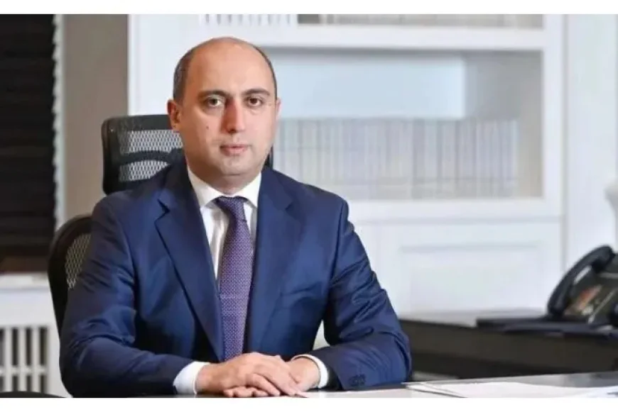 Emin Əmrullayev Könül Abaslını işdən çıxardı -