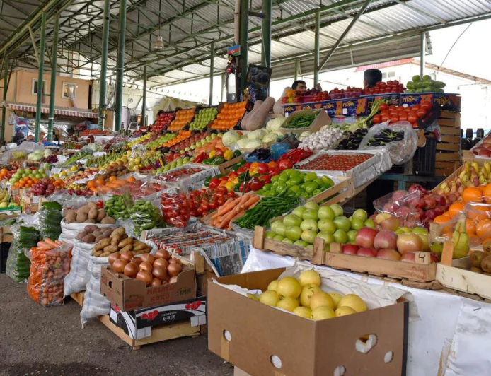 Suraxanı bazarı sökülür