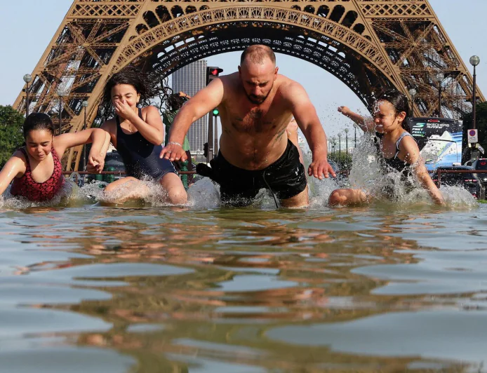 Parisdə istilər: