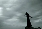 Göygöldə qadın özünü qayadan ataraq öldürüb