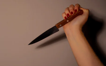 Şəmkirdə 12 yaşlı qız bıçaqlanaraq öldürüldü