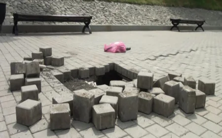 Mingəçevirdə Sahil parkında təhlükəli çökmə baş verib -
