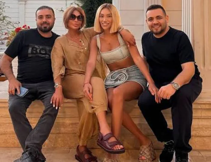 Aygün Kazımova Röyagilə qonaq getdi