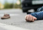 Mingəçevirdə yolu keçmək istəyən piyadanı maşın vurdu -