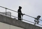 Xəstəxananın damında “Əzrail” peyda oldu -