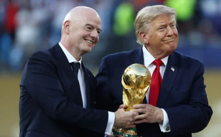 Trampdan FIFA rəhbəri ilə bağlı SƏRT MESAJ: “Dəhşətli səhv olar”-