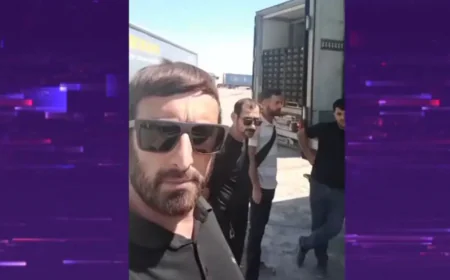Azərbaycanlı sürücülər sərhəddə qalıblar -