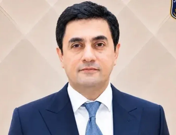 Nazir müşavirinə yeni vəzifə verildi