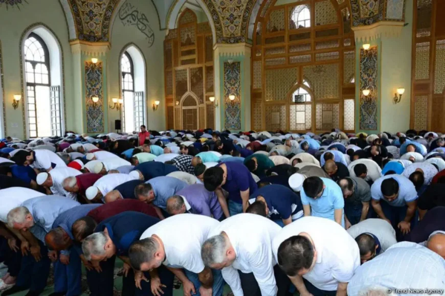 Bakıda axund cərimələndi -