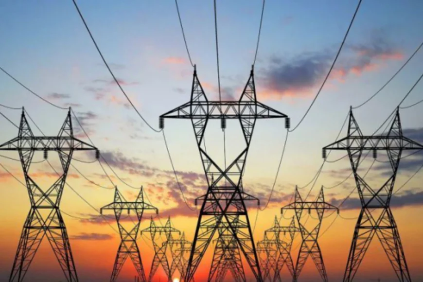Mingəçevirdə elektrik xəttində partlayış: ərazi qaranlığa qərq oldu -