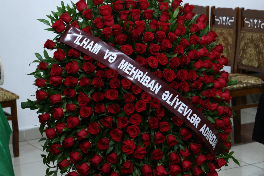 Tofiq Bakıxanovla vida mərasimində dövlət rəhbərliyinin əklilləri