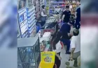 Arvadını hamının gözü qarşısında döymüşdü -