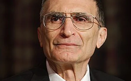 Nobel laureatı Əziz Səncərə Azərbaycan ordeni təqdim edildi-