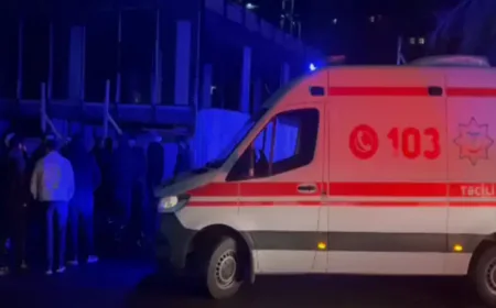 Bakıda 17 yaşlı oğlan anasına 12 bıçaq zərbəsi vurdu