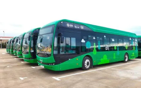 Avtobuslarda və dayanacaqlarda sıxlıq niyə yaranır? –