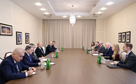 İlham Əliyev Birləşmiş Krallıqla müdafiə sənayesi sahəsində əməkdaşlığın yeni mərhələsini açıqladı-