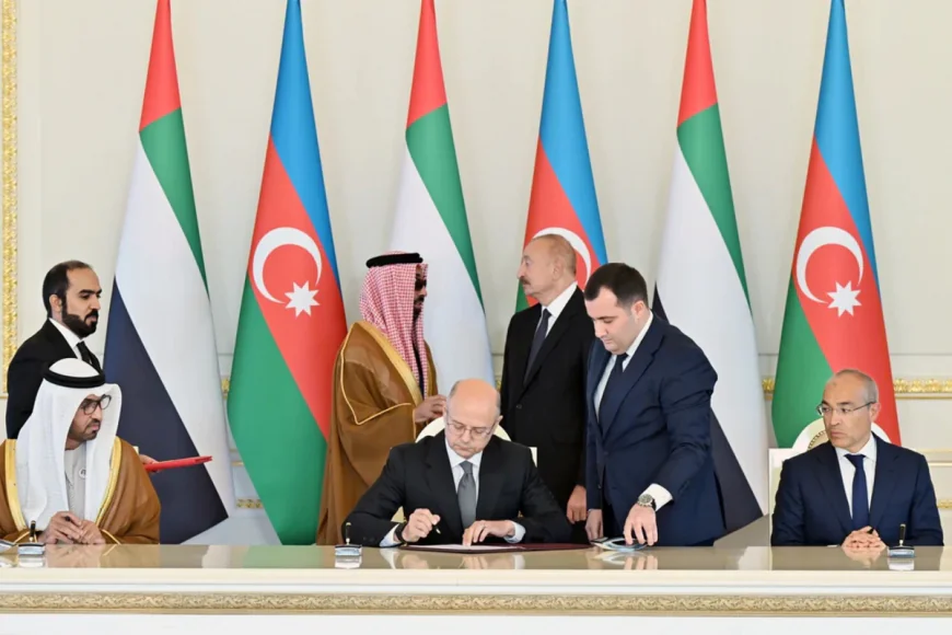 İlham Əliyev BƏƏ-nin yüksək vəzifəli rəsmisi ilə görüşdü – 6 sənəd imzalandı