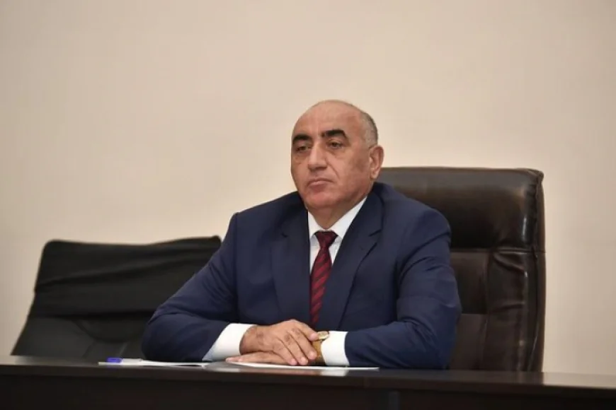 Həbsdə vəfat edən sabiq icra başçısının müsadirə edilmiş binası satışa çıxarılıb
