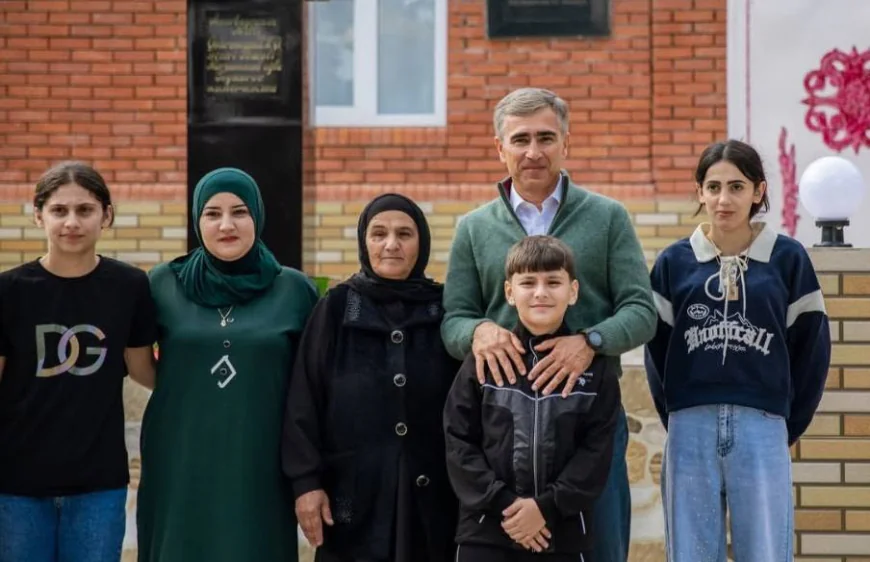 Anar Ələkbərov Milli Qəhrəman Pəncəli Teymurovun ailəsinin sevincinə şərik olub-
