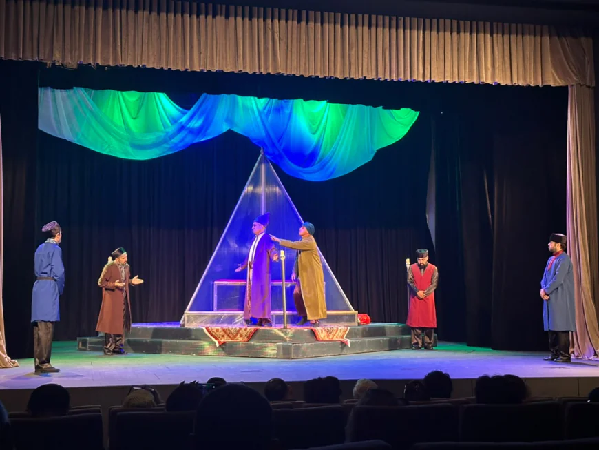 İrəvan Teatrında “Sərgüzəşti-vəziri-xani-Lənkəran” tamaşası -