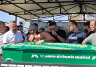 Müğənni göz yaşları içində qızını son mənzilə yola saldı