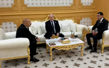 MDB dövlət başçıları görüşü çərçivəsində İlham Əliyev Vladimir Putin və Sərdar Berdiməhəmmədovla görüşüb