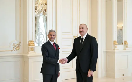 İlham Əliyev Hindistanın xarici işlər naziri ilə görüşüb-