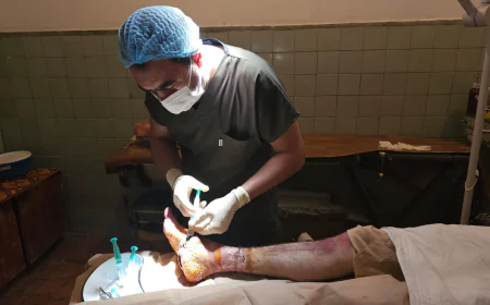“Yaralı döyüşçülər sağalan kimi yenidən cəbhəyə qayıtmaq istəyirdilər” – Vətən müharibəsinin ön cəbhəsində xidmət edən həkim-