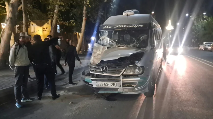 Yevlaxda sərnişin avtobusu və 4 avtomobil toqquşdu: Xəsarət alan var