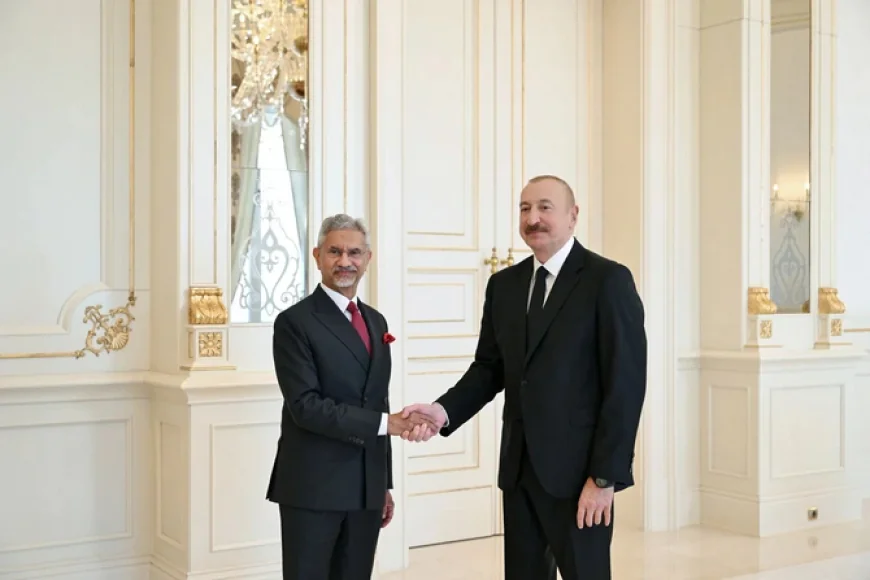 İlham Əliyev Hindistanın xarici işlər naziri ilə görüşüb-