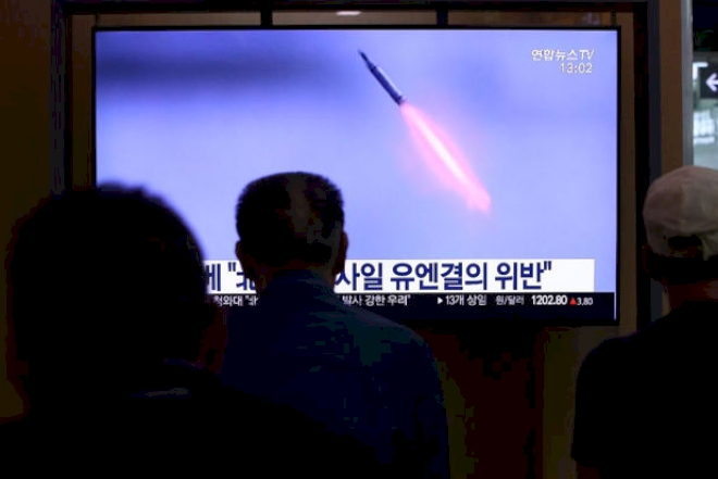 Şimali Koreya daha bir ballistik raket sınağı keçirib  