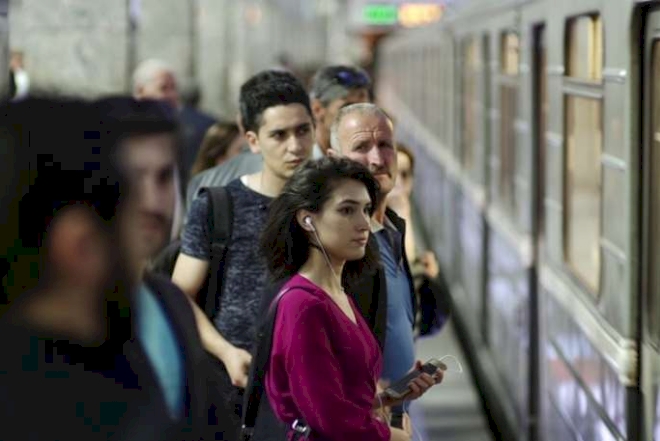 Metrodan istifadə edən sərnişinlərin sayı 5 %-dən çox artıb  